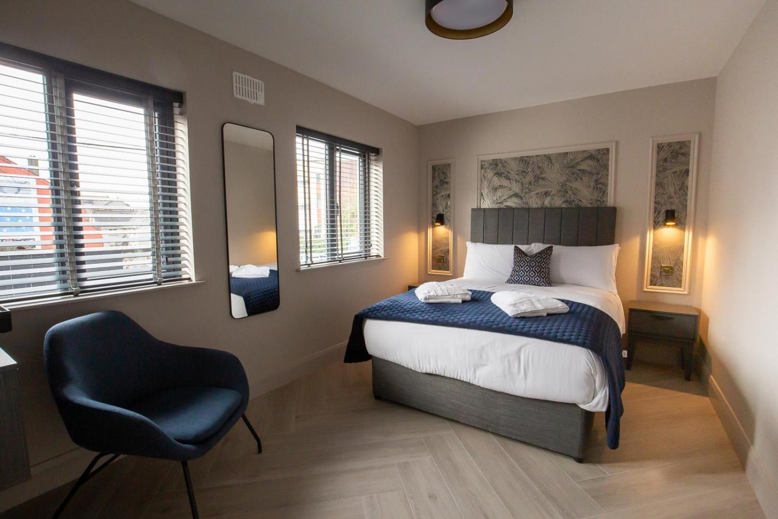 The Abbeygate Townhouse Hotel กัลเวย์ ภายนอก รูปภาพ